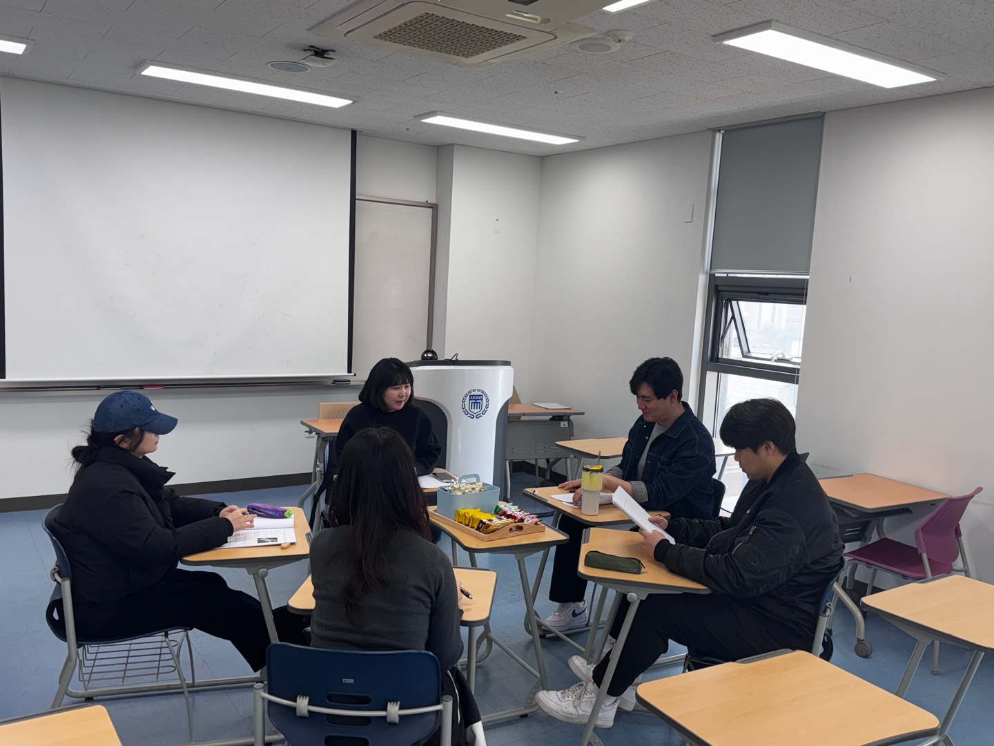 또래상담사 교육(전임상담사1명, 재학생 4명(남2명, 여2명)