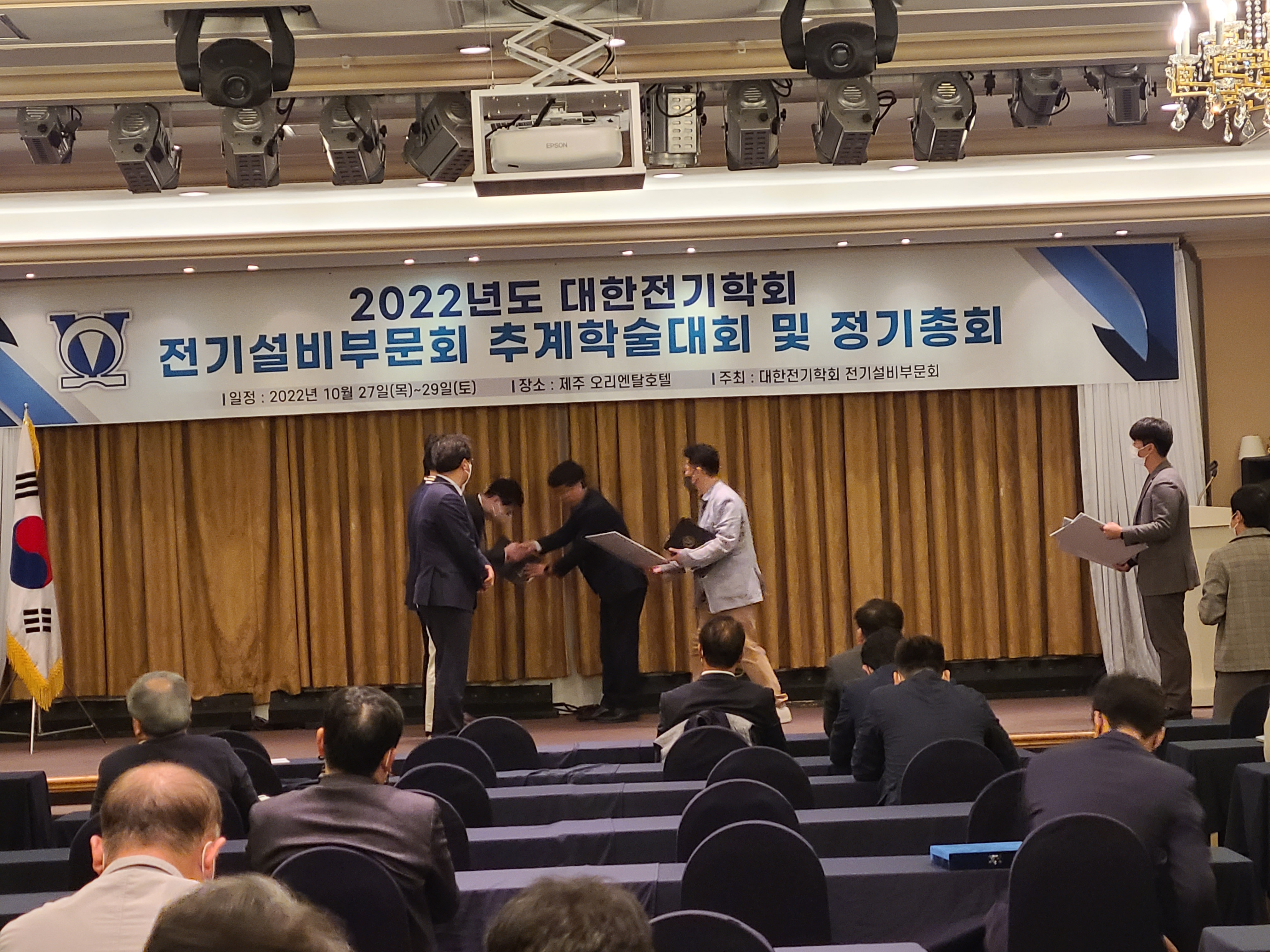 KakaoTalk_20221104_110616750_01.jpg