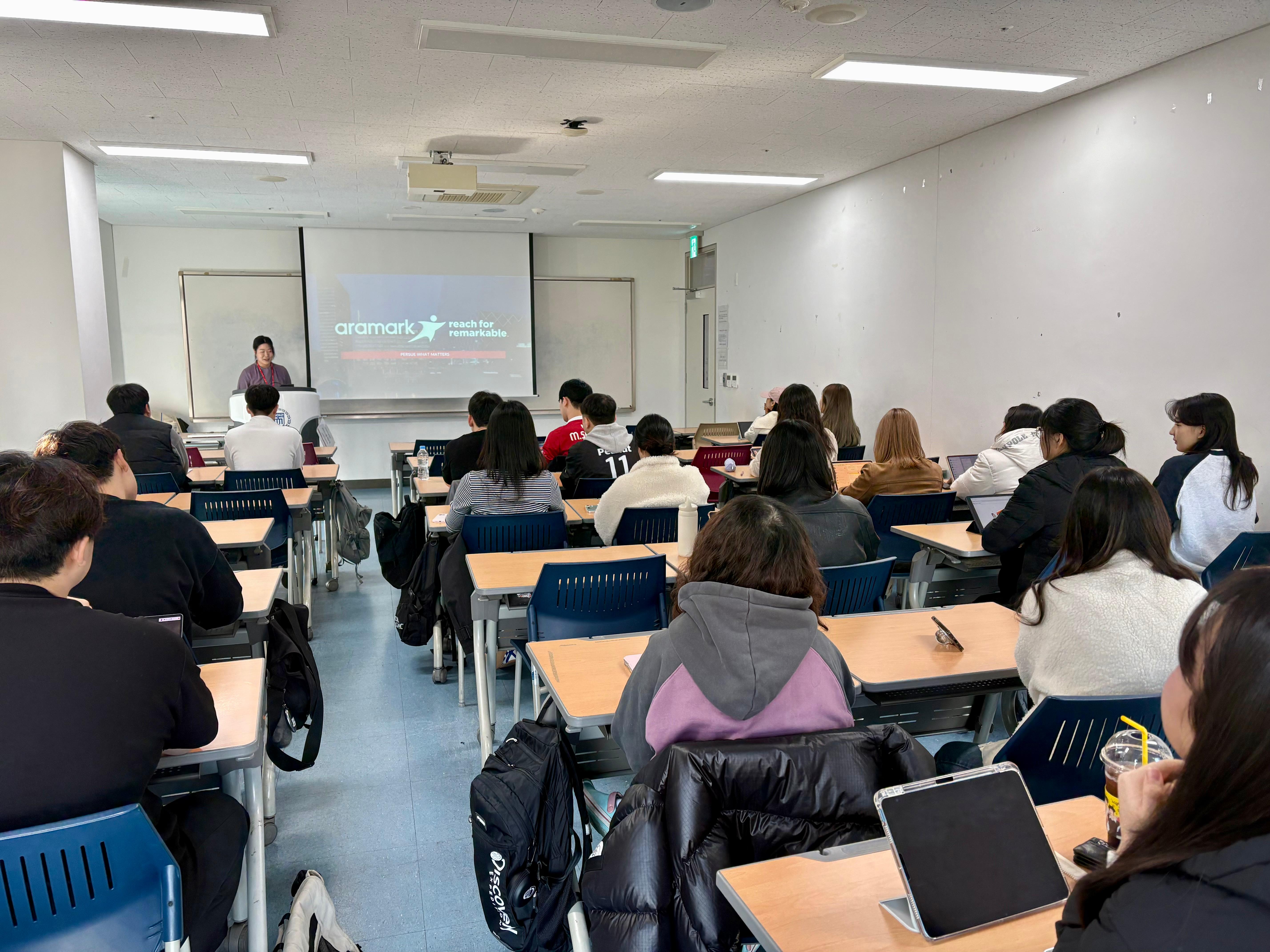 식품영양학과 졸업예정자 대상 채용설명회 개최 대표이미지