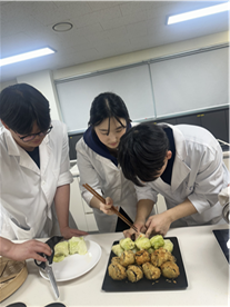 [기사보도] 2025학년도 ICT-AI 휴먼케어 학생연구회 'Food trend lab with A.I' 활동 보도 대표이미지