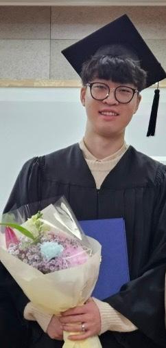 2024년도 전기졸업 수석 졸업 대표이미지