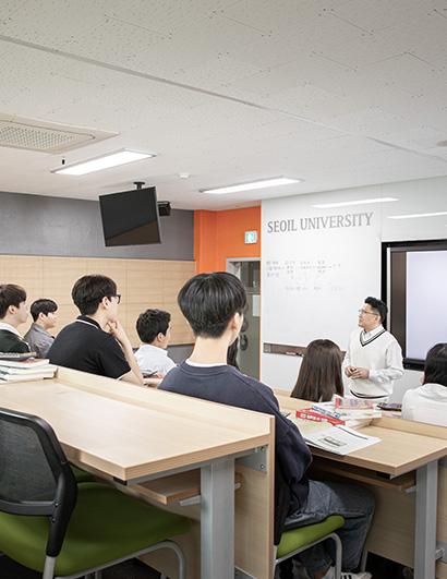 바른 인성과 실무지식을 갖춘 전문 경영.세무인 양성교육과 현장에 대한 적응력 및 실무 능력 함양